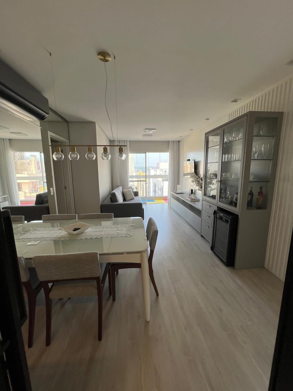 24-Apartamento completo no Bairro Comerciário- Criciúma (Porteira fechada)