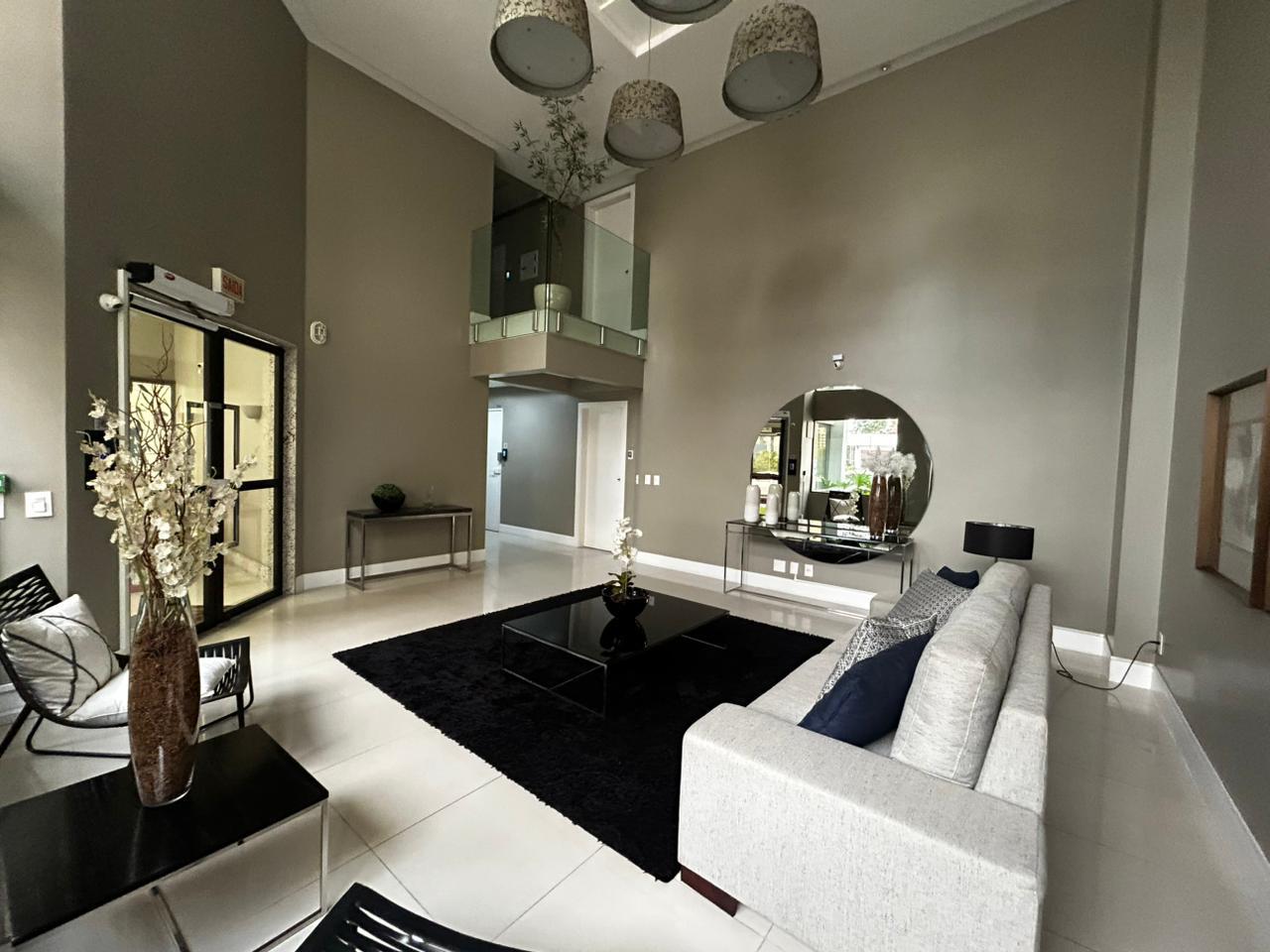 27-Apartamento localizado ao lado da praça do congresso, Centro de Criciúma