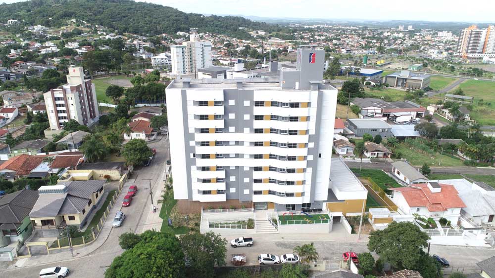 54- Residencial Monteverone -Bairro São Cristovão/ Criciúma SC