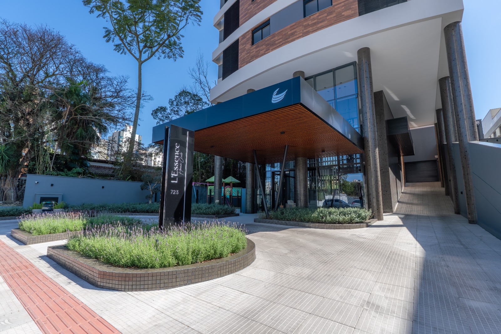 115- Residencial L`Essence Localizado Rua lauro Muller- Centro Criciúma à 350 m da Praça do Concresso